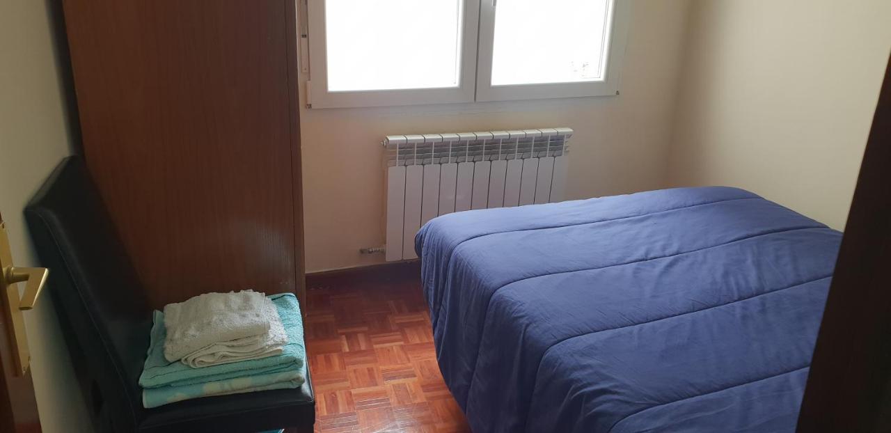 Apartamentos Salamanca Puerta Zamora, Centro, Wifi Con Salon Y 2 Dormitorios, Parking Bagian luar foto