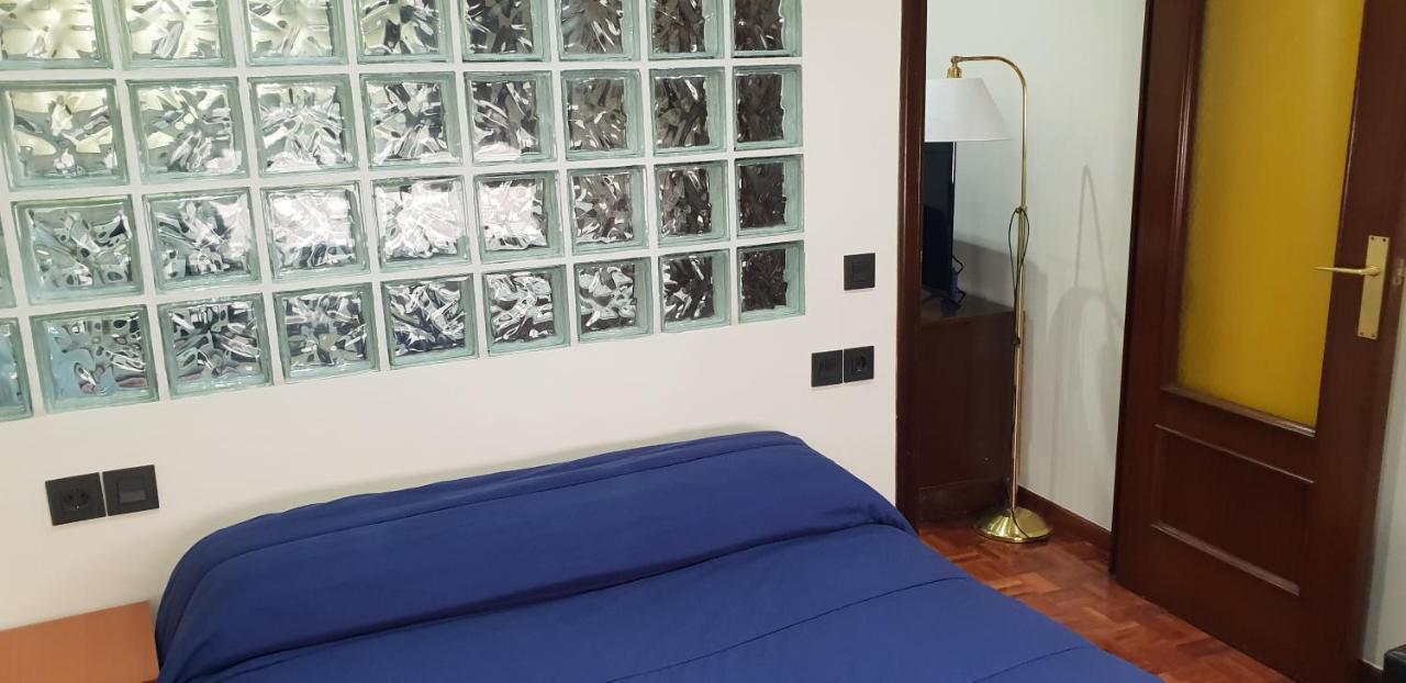 Apartamentos Salamanca Puerta Zamora, Centro, Wifi Con Salon Y 2 Dormitorios, Parking Bagian luar foto