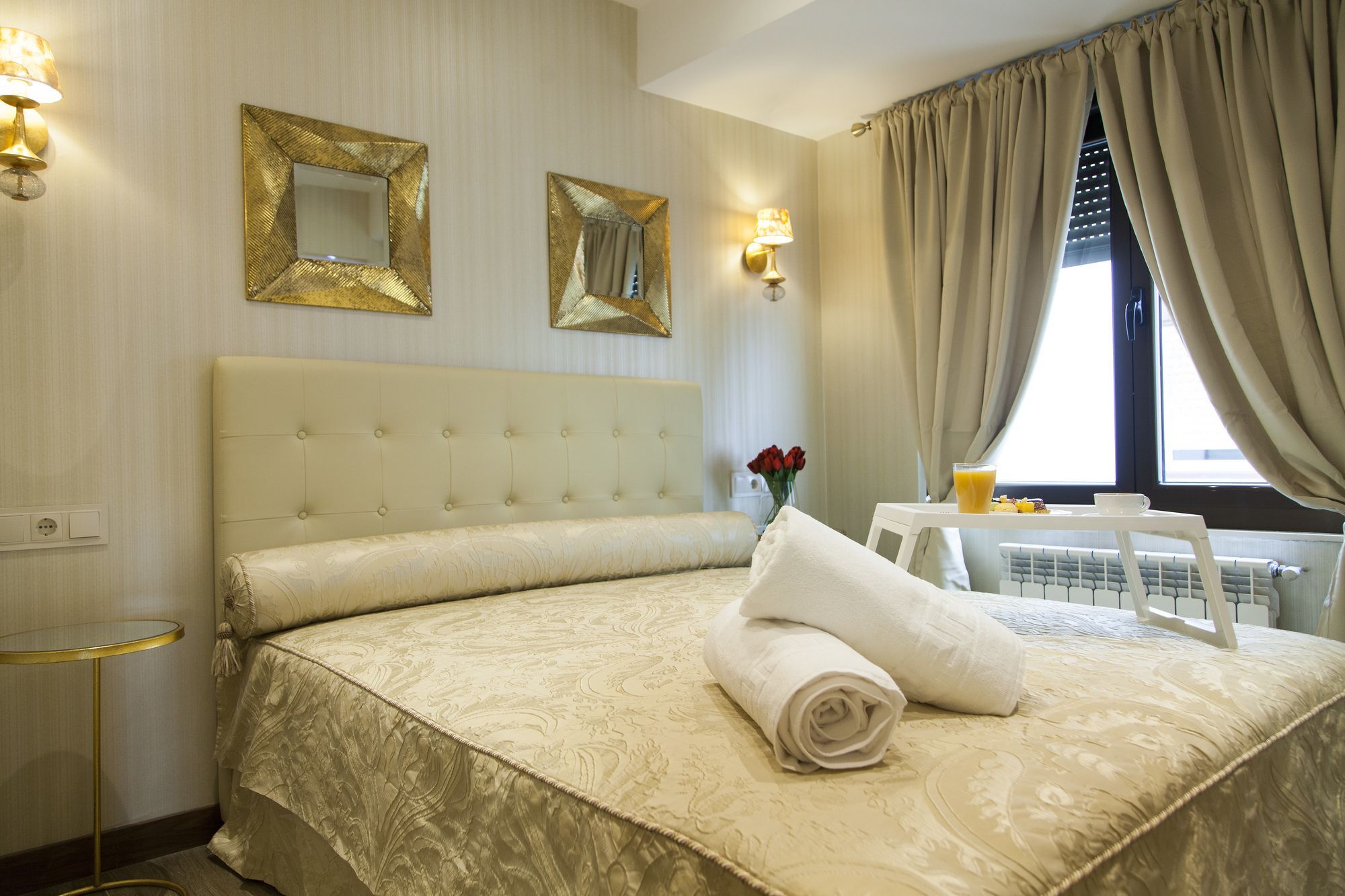 Apartamentos Salamanca Puerta Zamora, Centro, Wifi Con Salon Y 2 Dormitorios, Parking Bagian luar foto