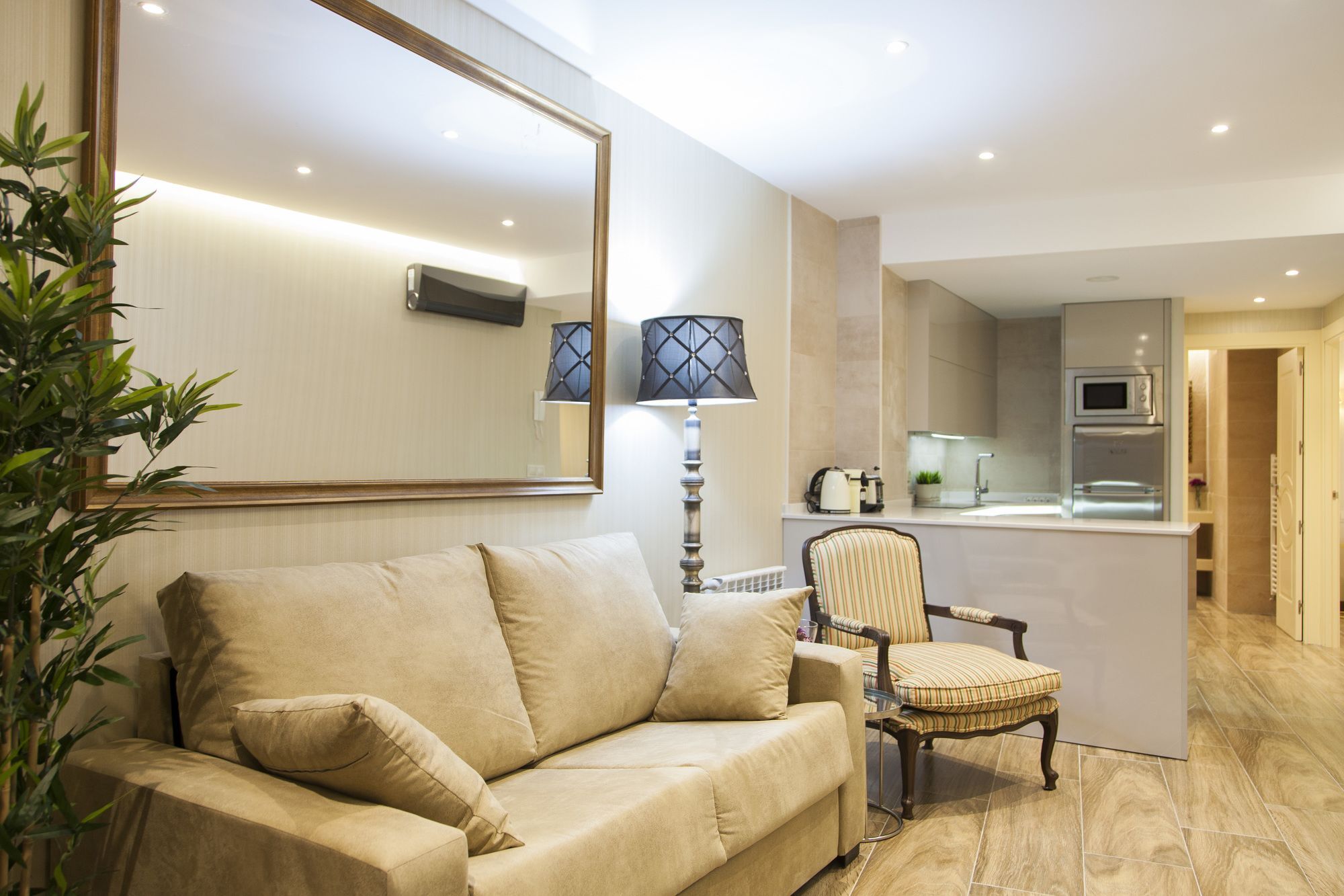 Apartamentos Salamanca Puerta Zamora, Centro, Wifi Con Salon Y 2 Dormitorios, Parking Bagian luar foto